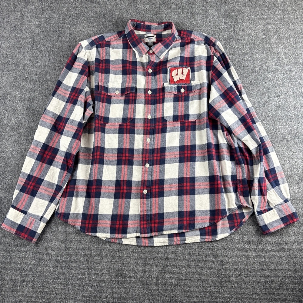 Old Navy Wisconsin Badgers Flannel Shirt Men's XXL Large Bucky Badger Back Patch